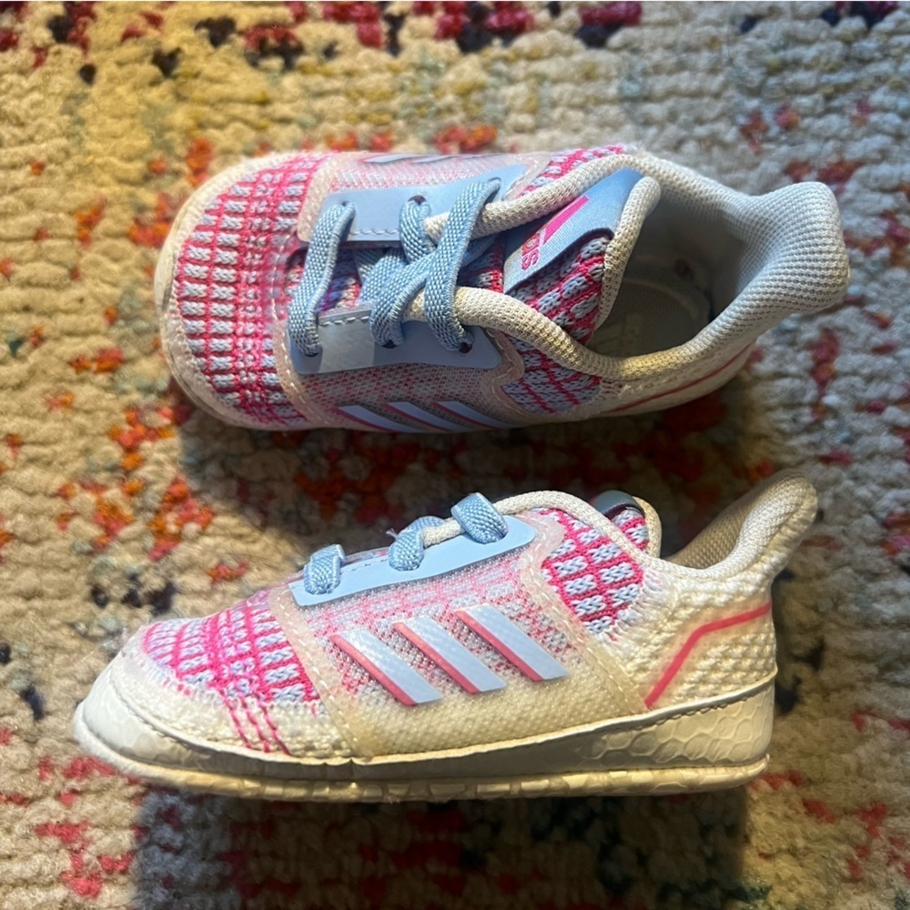 BABY & TODDLER ADIDAS UltraCrib size 3K
